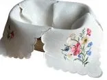 Serwetka haftowana do koszyczka na pieczywo 44x44 cm kolorowe kwiatki wz 095 1 szt wielkanocna